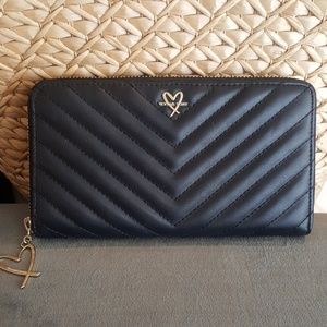 Victoria's Secret V Quilt Wallet